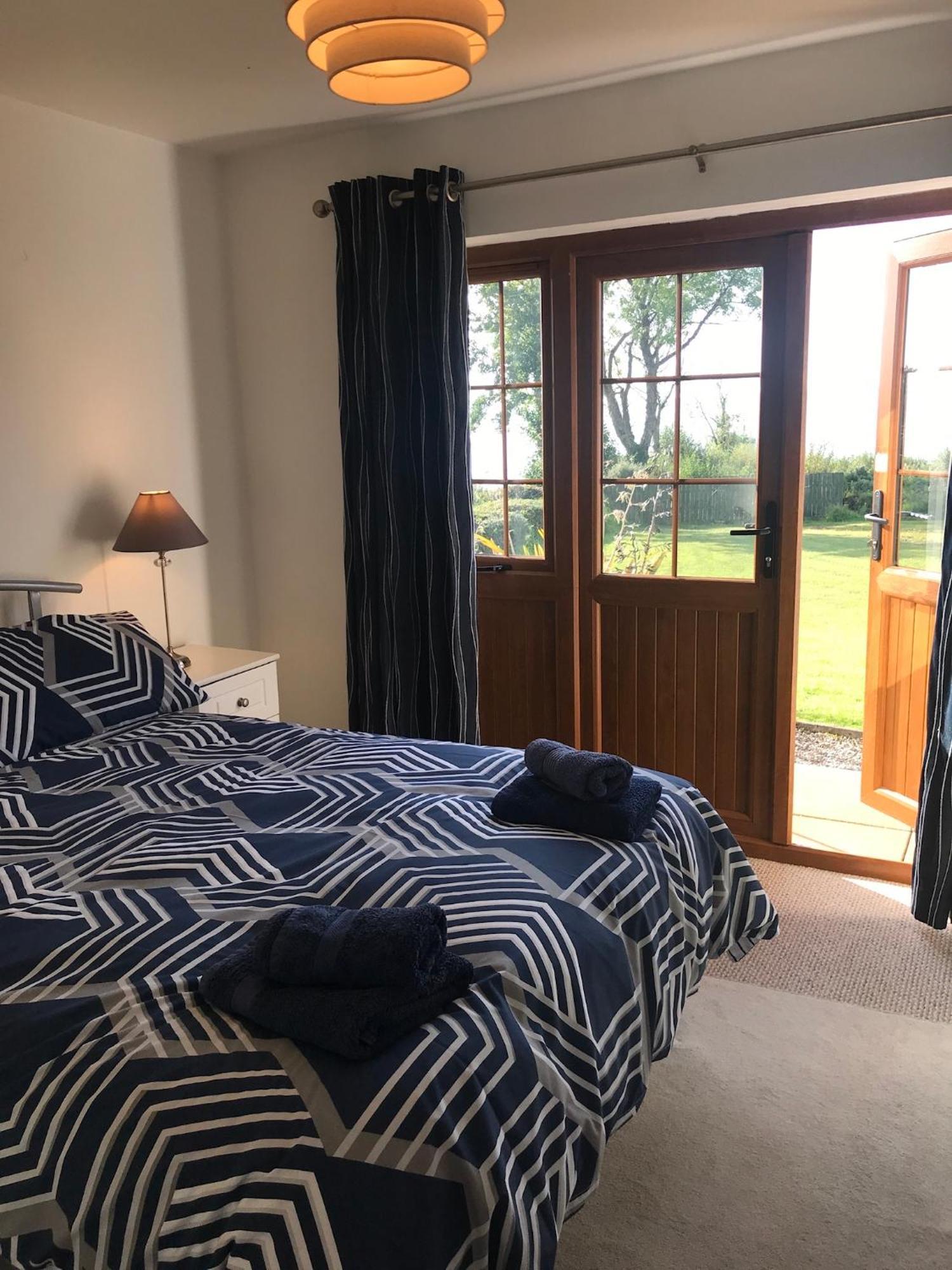 Kesh Lakeside Cottage Esterno foto