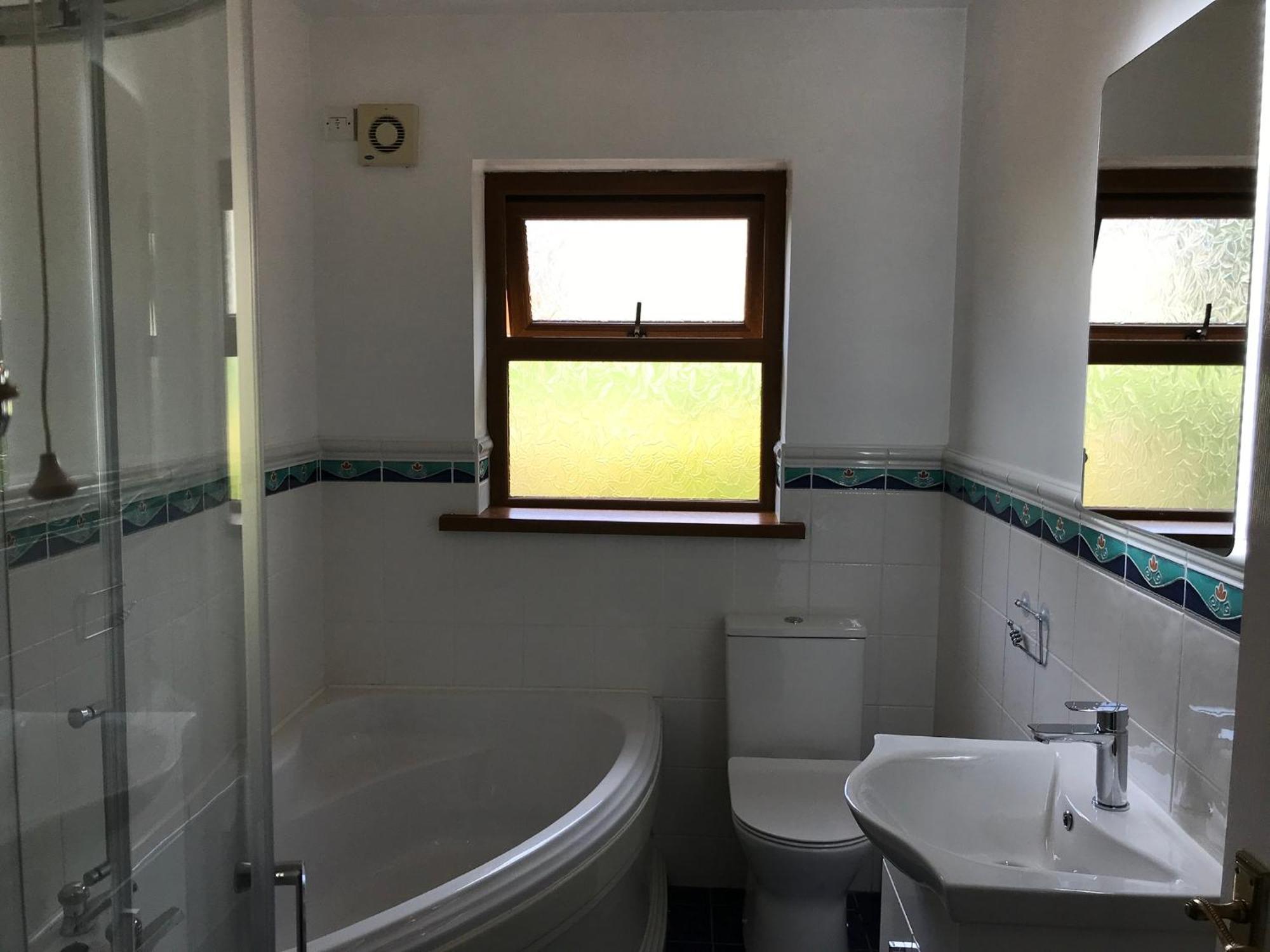 Kesh Lakeside Cottage Esterno foto